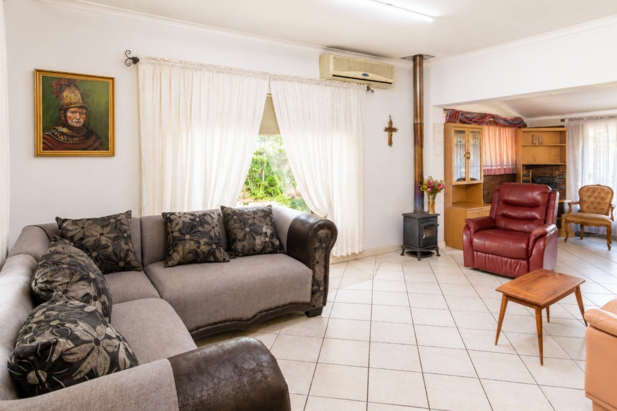3 Bedroom Property for Sale in Ifafi North West